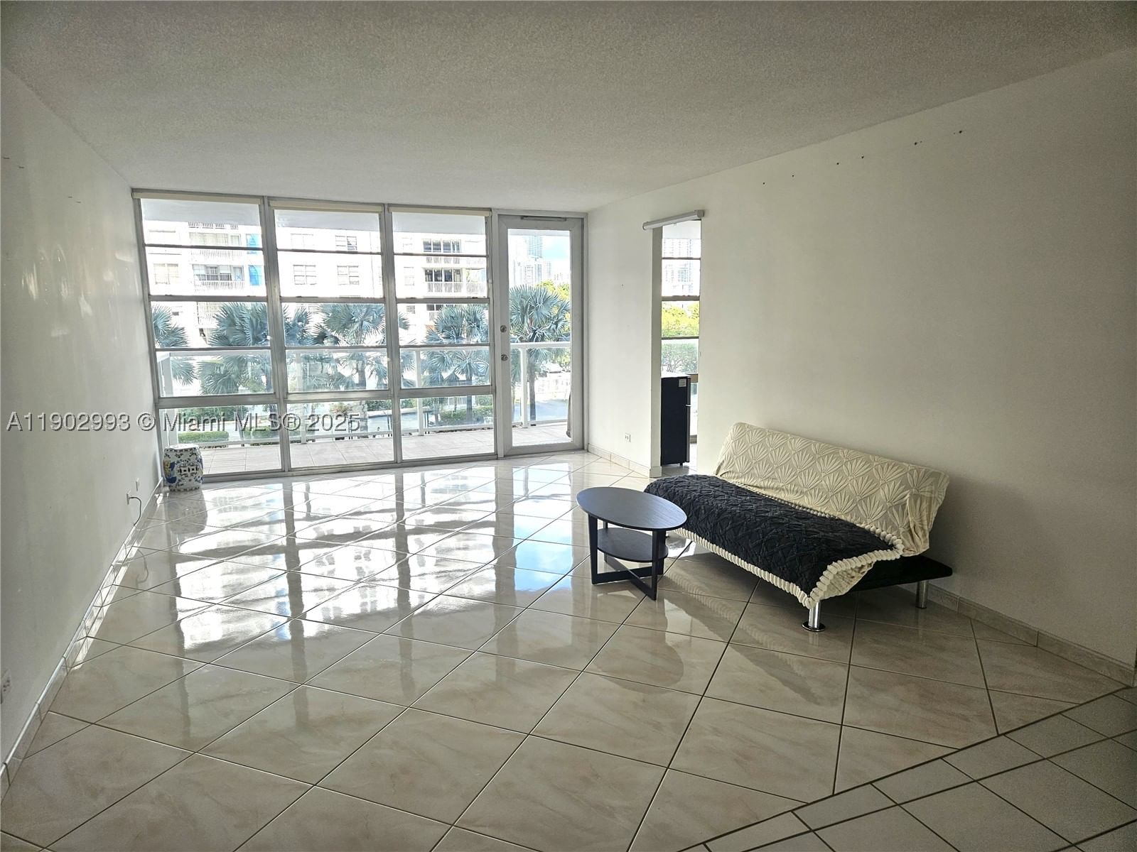Real estate property located at 230 174th St #409, Miami-dade, Winston Tower 300 Condo, Sunny Isles Beach, FL