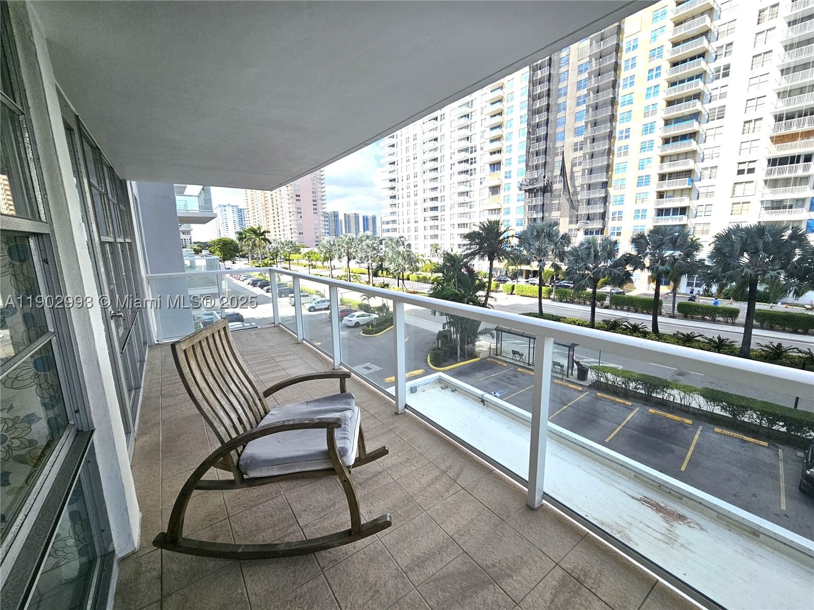 Real estate property located at 230 174th St #409, Miami-dade, Winston Tower 300 Condo, Sunny Isles Beach, FL