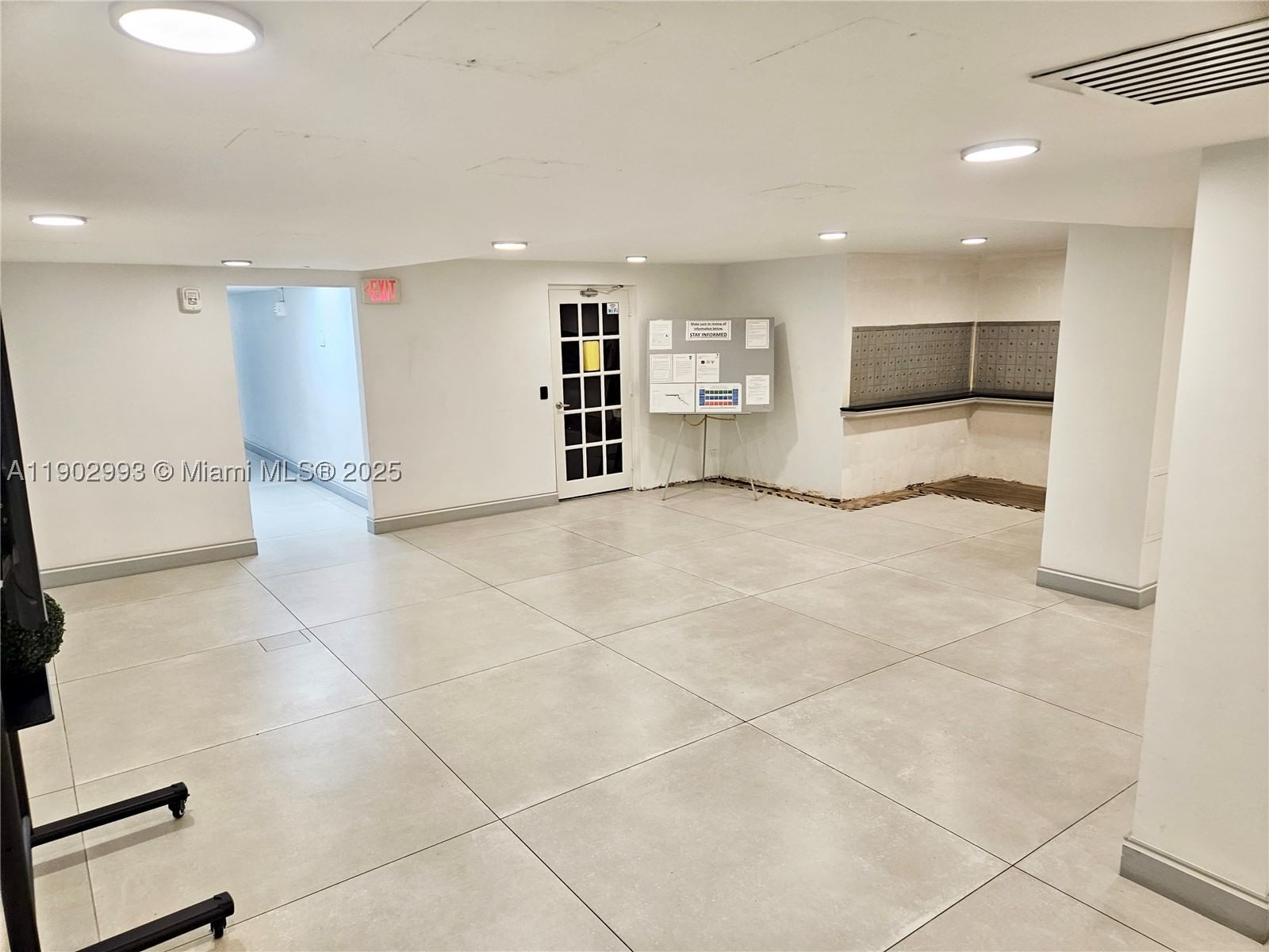 Real estate property located at 230 174th St #409, Miami-dade, Winston Tower 300 Condo, Sunny Isles Beach, FL