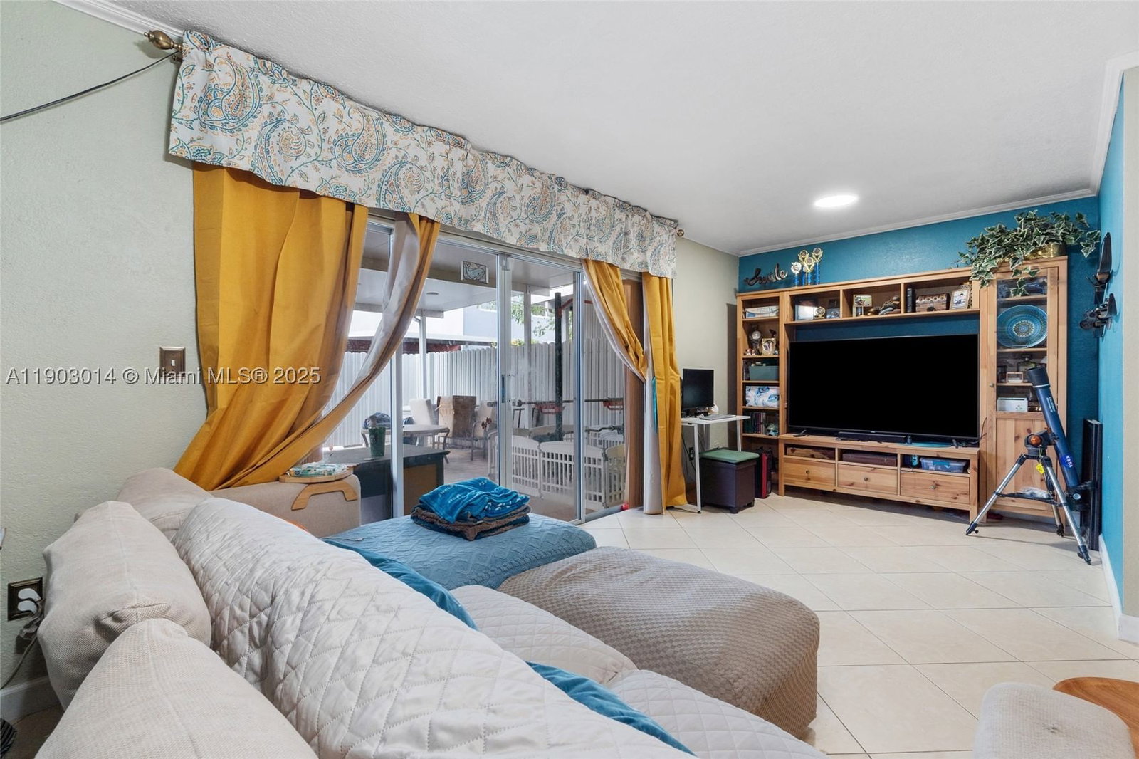 Real estate property located at 7144 2nd Ln, Miami-dade, First Addn To Palm Spring, Hialeah, FL