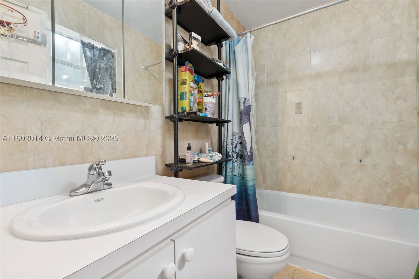 Real estate property located at 7144 2nd Ln, Miami-dade, First Addn To Palm Spring, Hialeah, FL