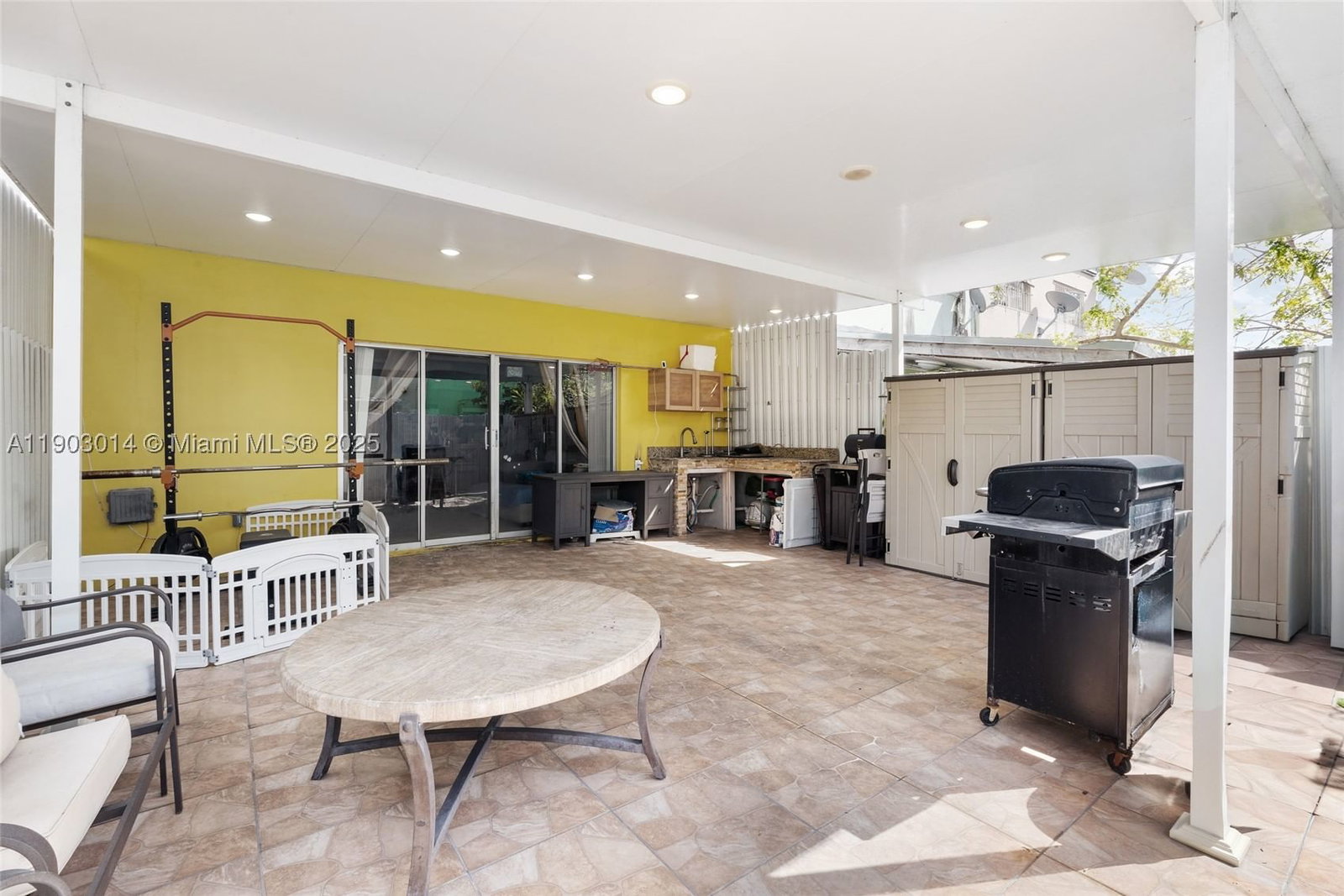 Real estate property located at 7144 2nd Ln, Miami-dade, First Addn To Palm Spring, Hialeah, FL