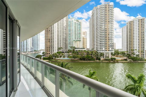 Real estate property located at 495 Brickell Ave BAY607, Miami-dade, Icon Brickell No Two, Miami, FL