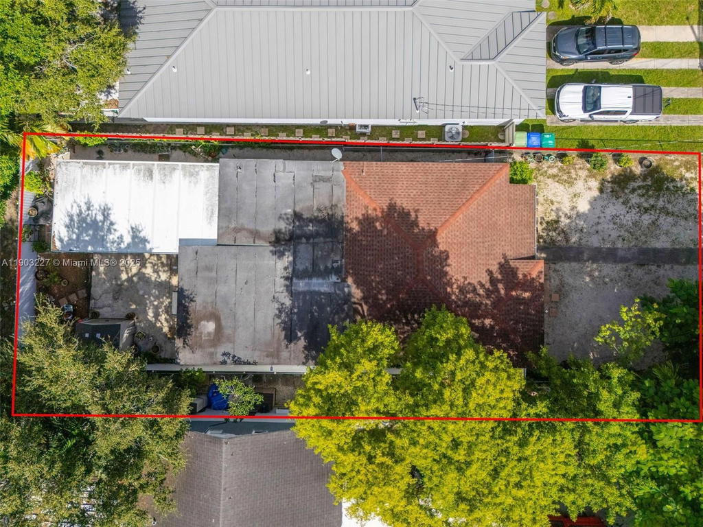 Real estate property located at 210 59th Ave, Miami-dade, W Flagler Pk, Miami, FL
