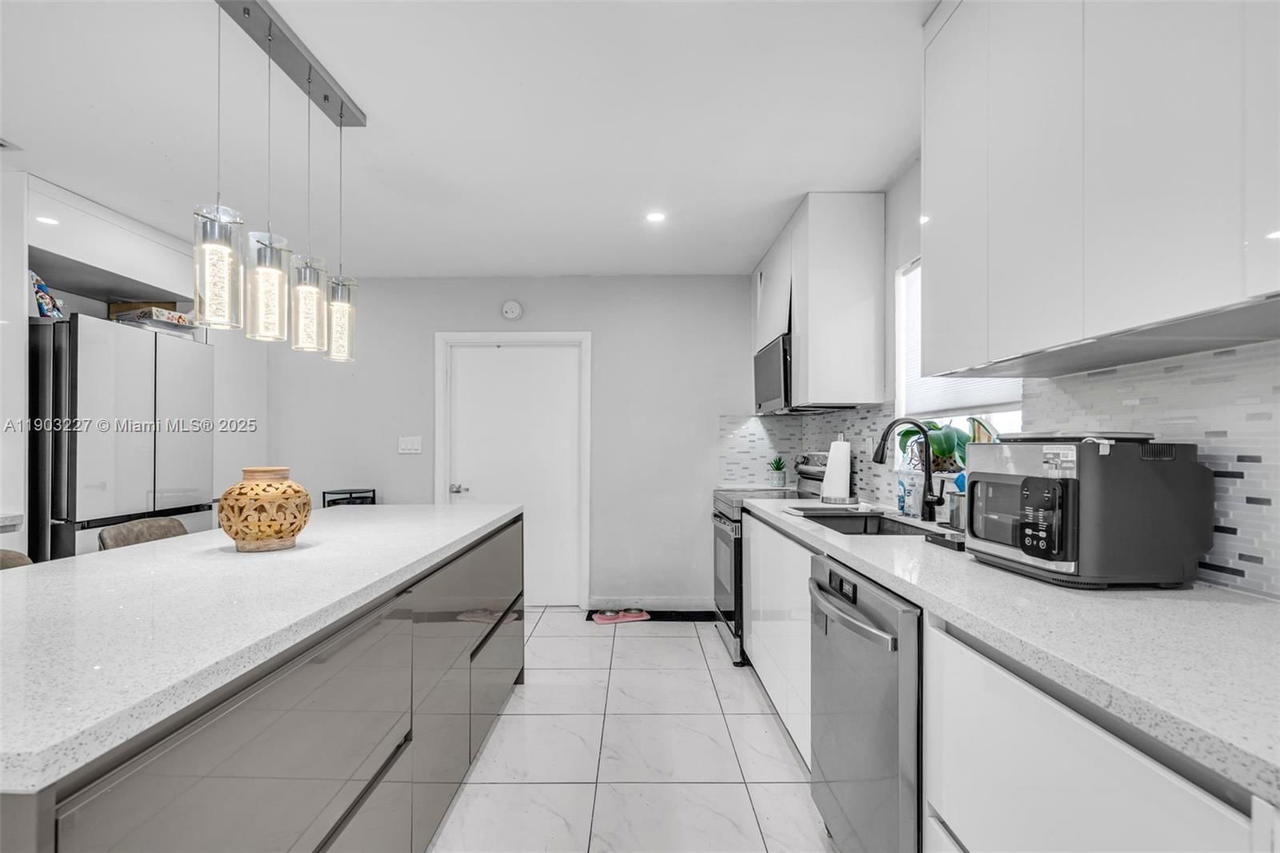 Real estate property located at 210 59th Ave, Miami-dade, W Flagler Pk, Miami, FL