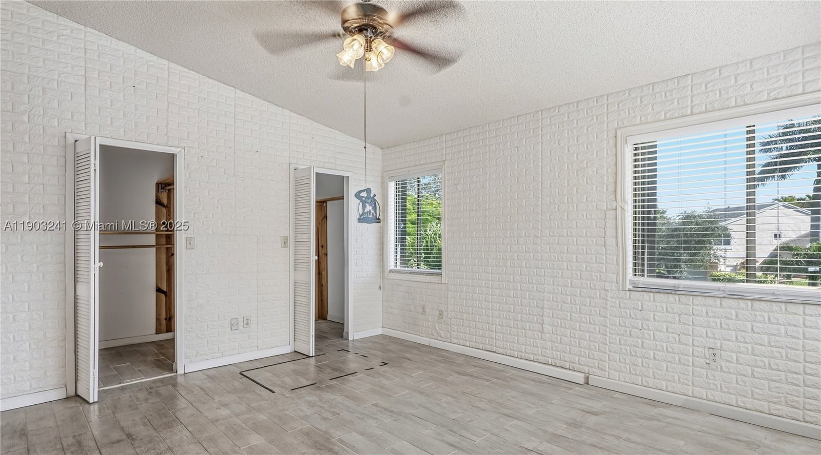 Real estate property located at 21808 99th Ave, Miami-dade, Lakes By The Bay Sec 2, Cutler Bay, FL