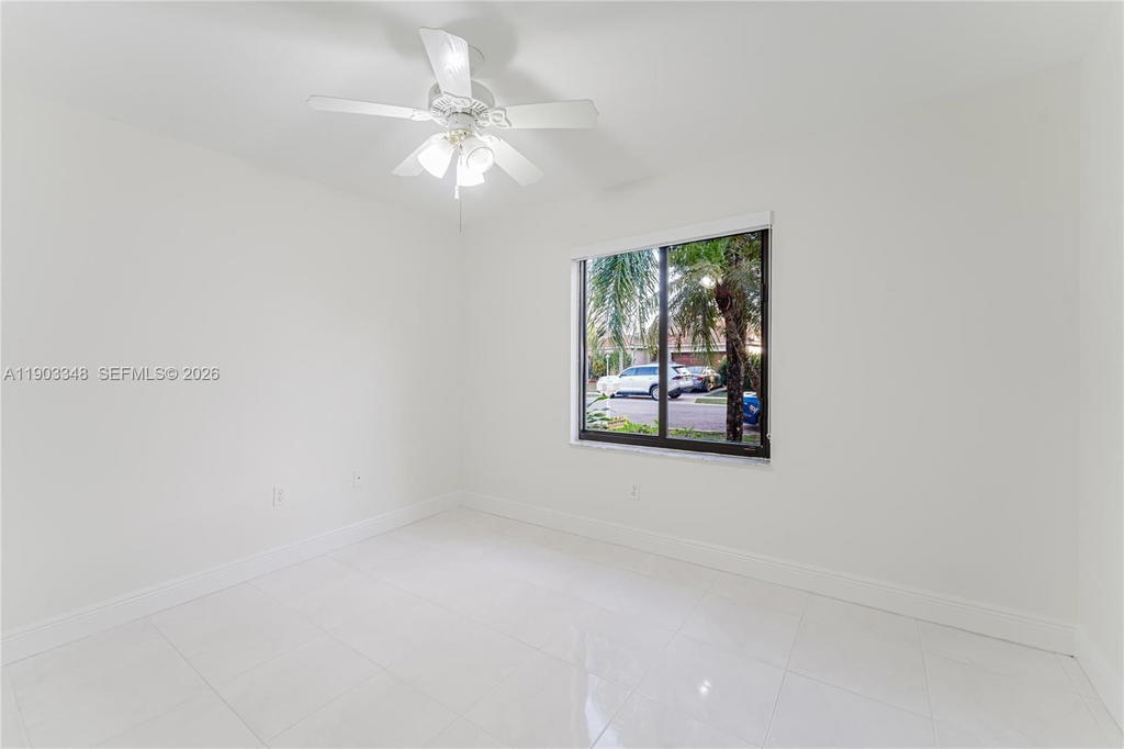 Real estate property located at 1235 144th Ave, Broward, Pembroke Falls Phase 6, Pembroke Pines, FL