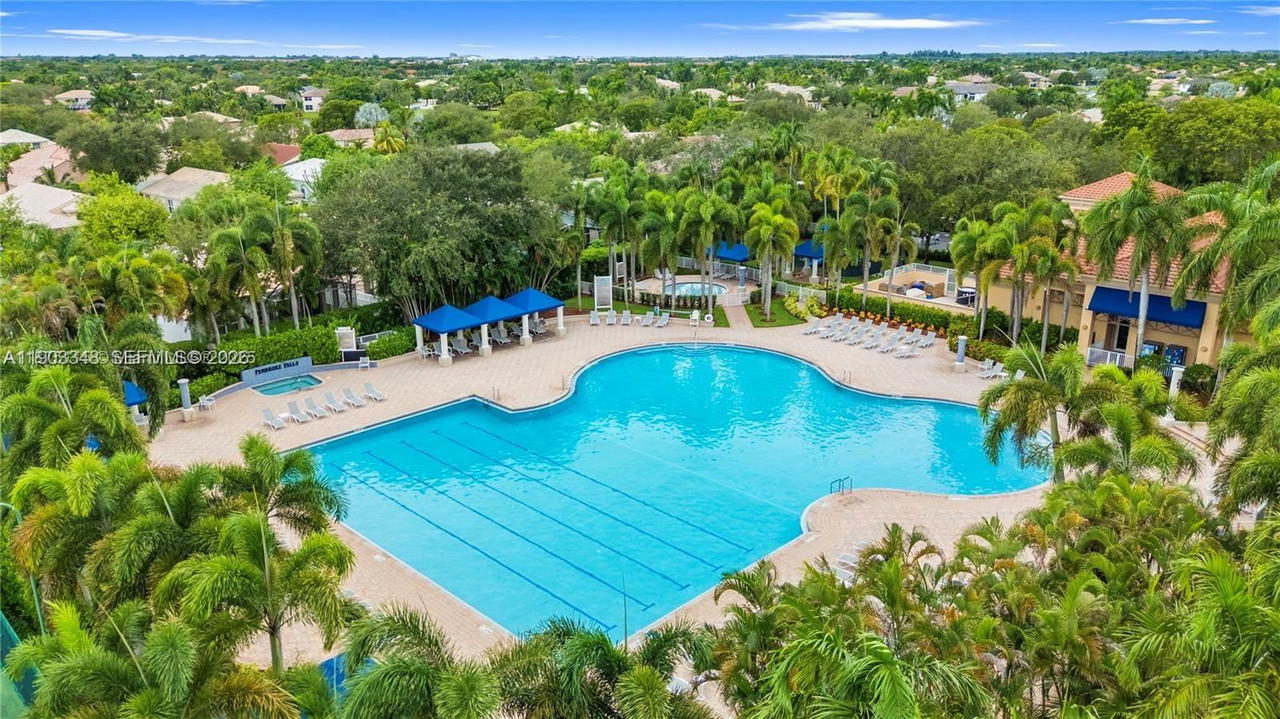 Real estate property located at 1235 144th Ave, Broward, Pembroke Falls Phase 6, Pembroke Pines, FL