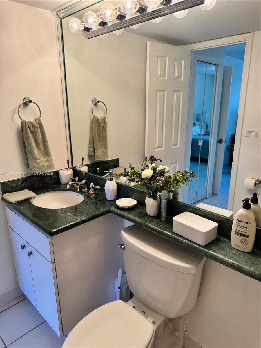 Real estate property located at 14401 Kendall Dr #303N, Miami-dade, Promenade At Kendale Lake, Miami, FL