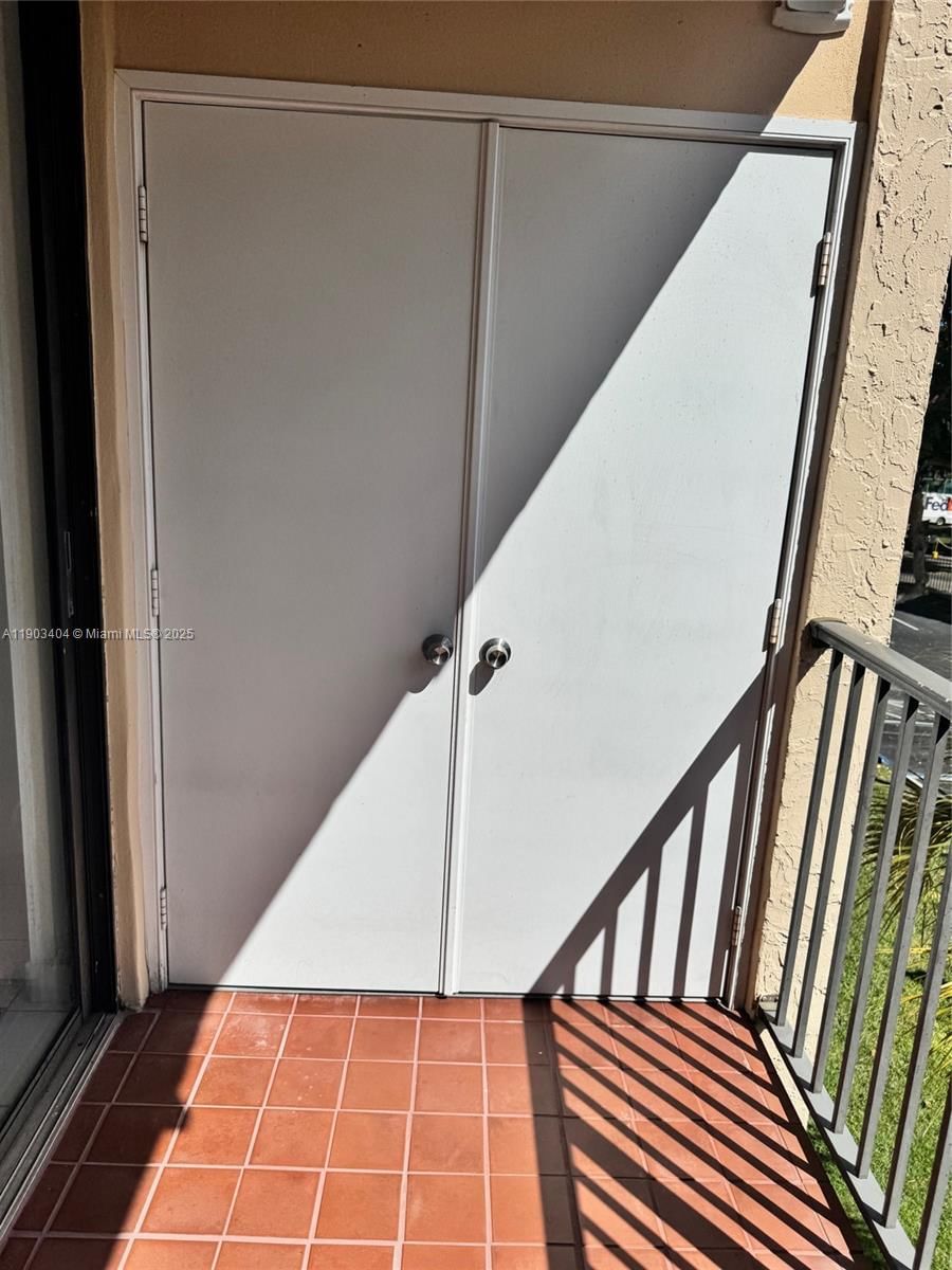 Real estate property located at 14401 Kendall Dr #303N, Miami-dade, Promenade At Kendale Lake, Miami, FL