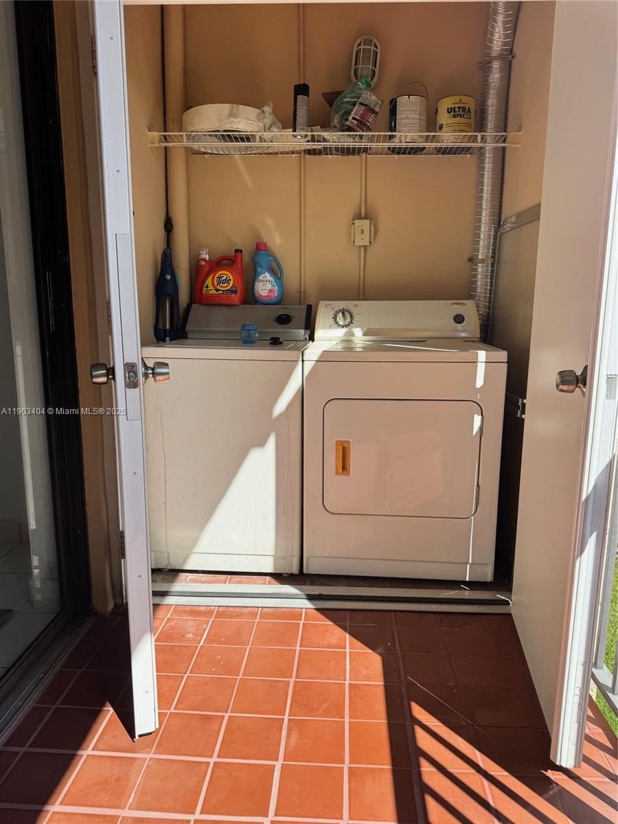 Real estate property located at 14401 Kendall Dr #303N, Miami-dade, Promenade At Kendale Lake, Miami, FL