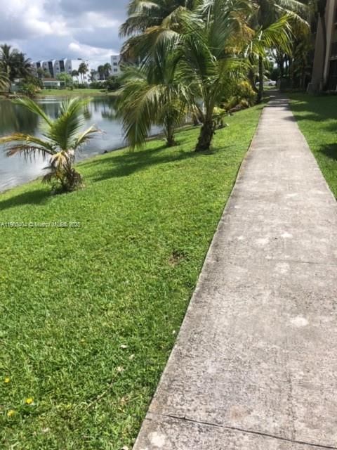 Real estate property located at 14401 Kendall Dr #303N, Miami-dade, Promenade At Kendale Lake, Miami, FL