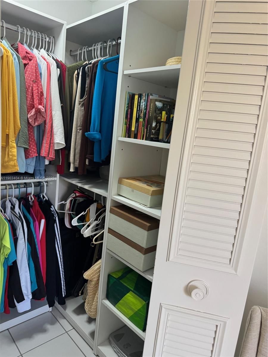 Real estate property located at 14401 Kendall Dr #303N, Miami-dade, Promenade At Kendale Lake, Miami, FL