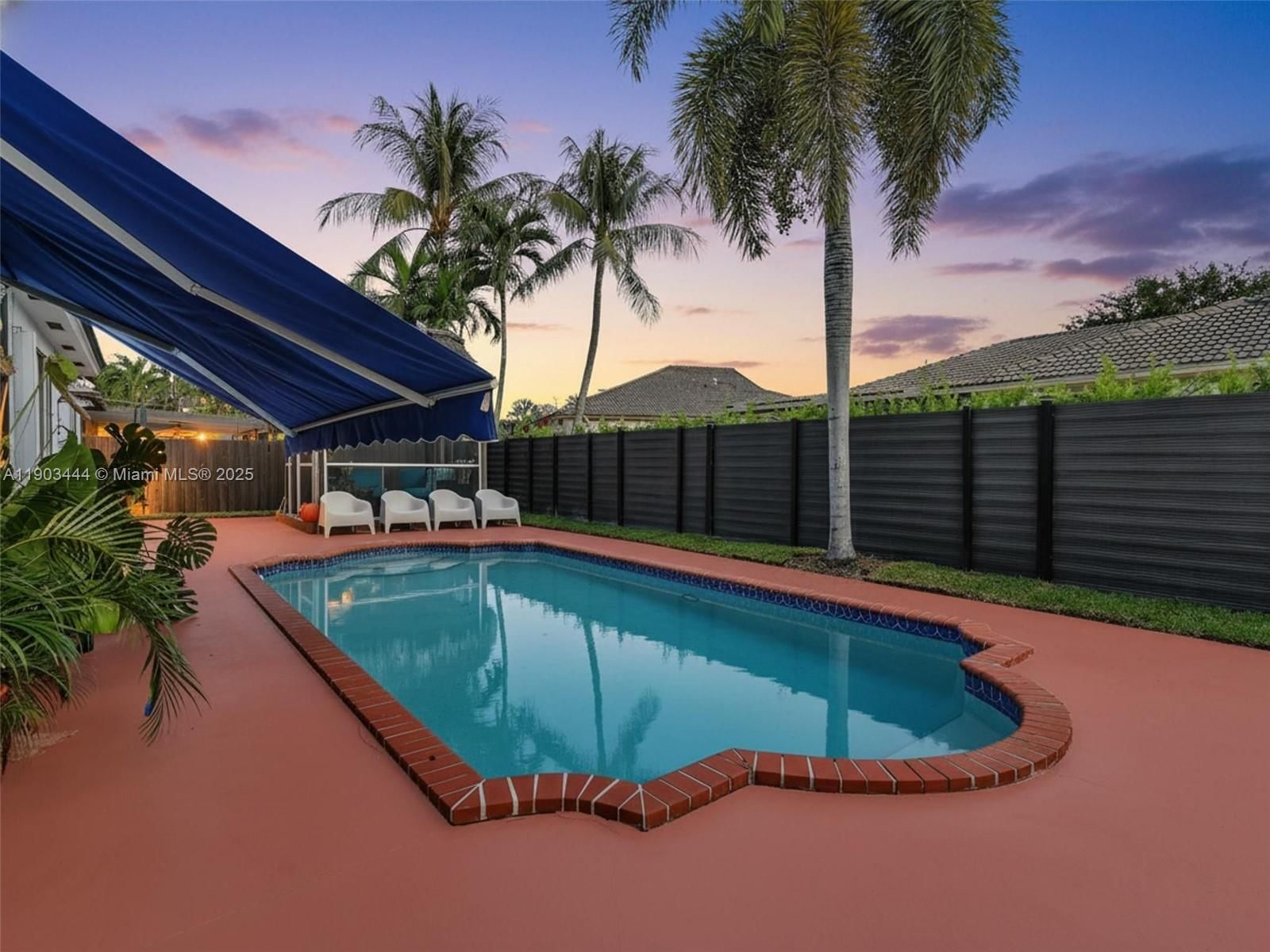 Real estate property located at 16691 89th Pl, Miami-dade, Genesis Oak Gardens, Miami Lakes, FL