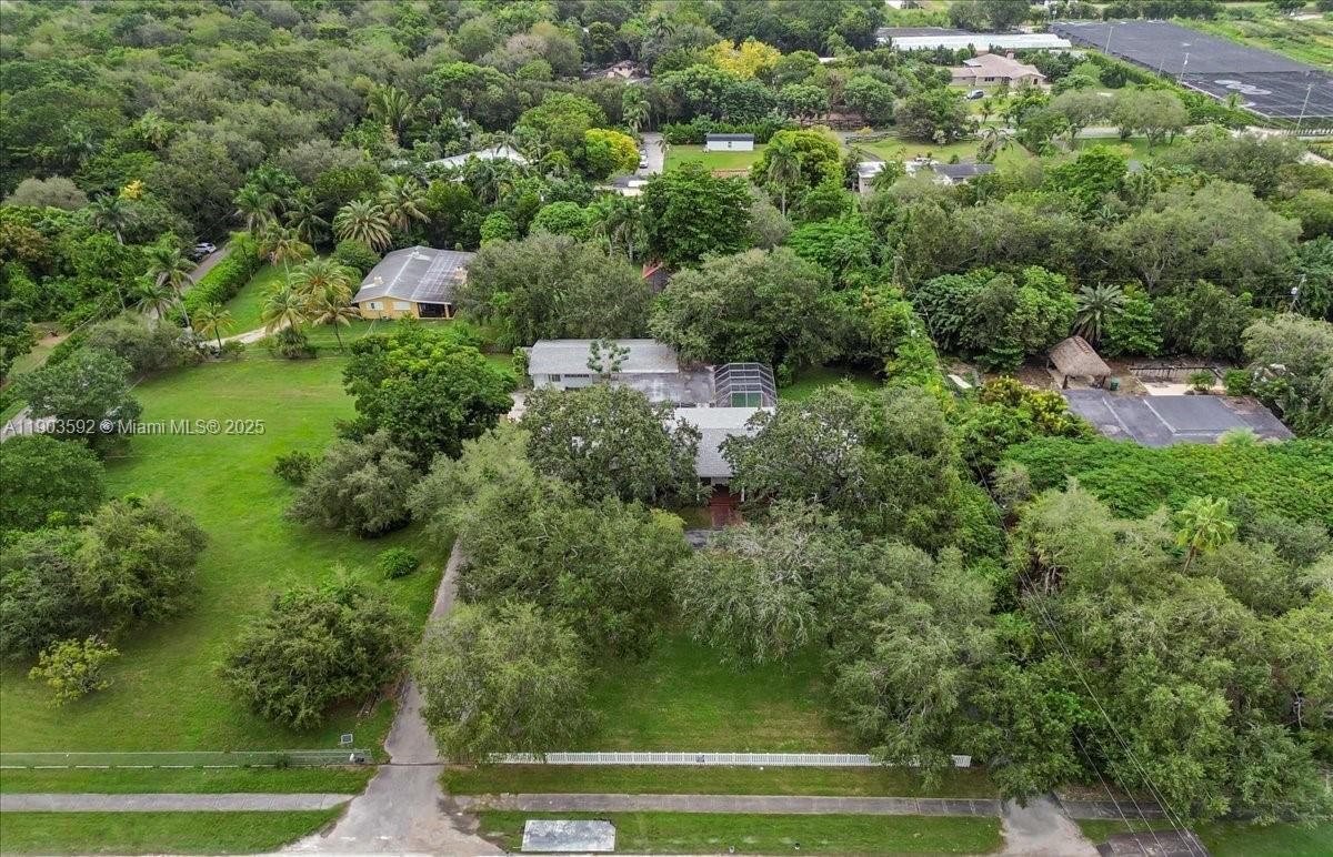 Real estate property located at 16955 288th St, Miami-dade, Biscayne Estates, Homestead, FL