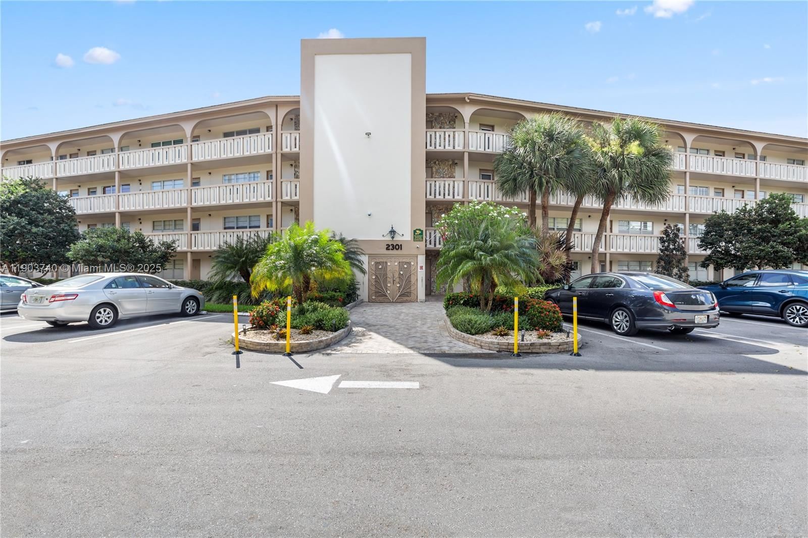 Real estate property located at 2301 Lucaya Ln N2, Broward, Wynmor Lucaya Ge 1-b Condo, Coconut Creek, FL