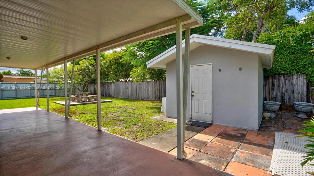 Real estate property located at 3240 104th Ave, Miami-dade, Lee Manor 2nd Addn, Miami, FL
