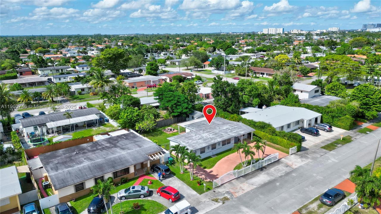 Real estate property located at 3240 104th Ave, Miami-dade, Lee Manor 2nd Addn, Miami, FL