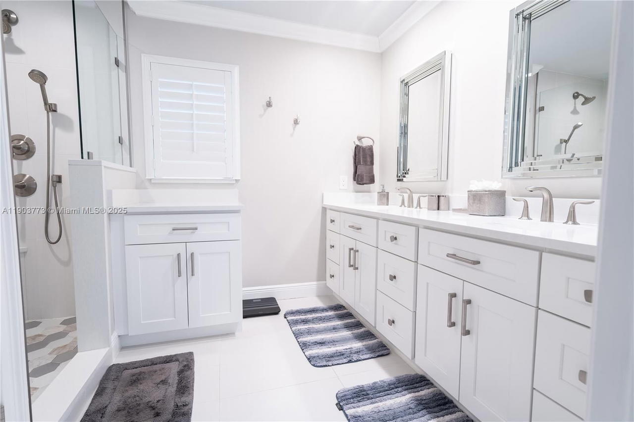 Real estate property located at 50 128th Ave, Broward, Lago Mar Colony-three, Plantation, FL