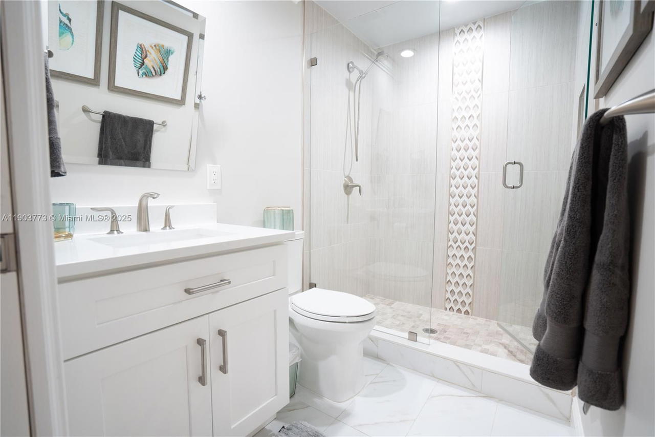 Real estate property located at 50 128th Ave, Broward, Lago Mar Colony-three, Plantation, FL