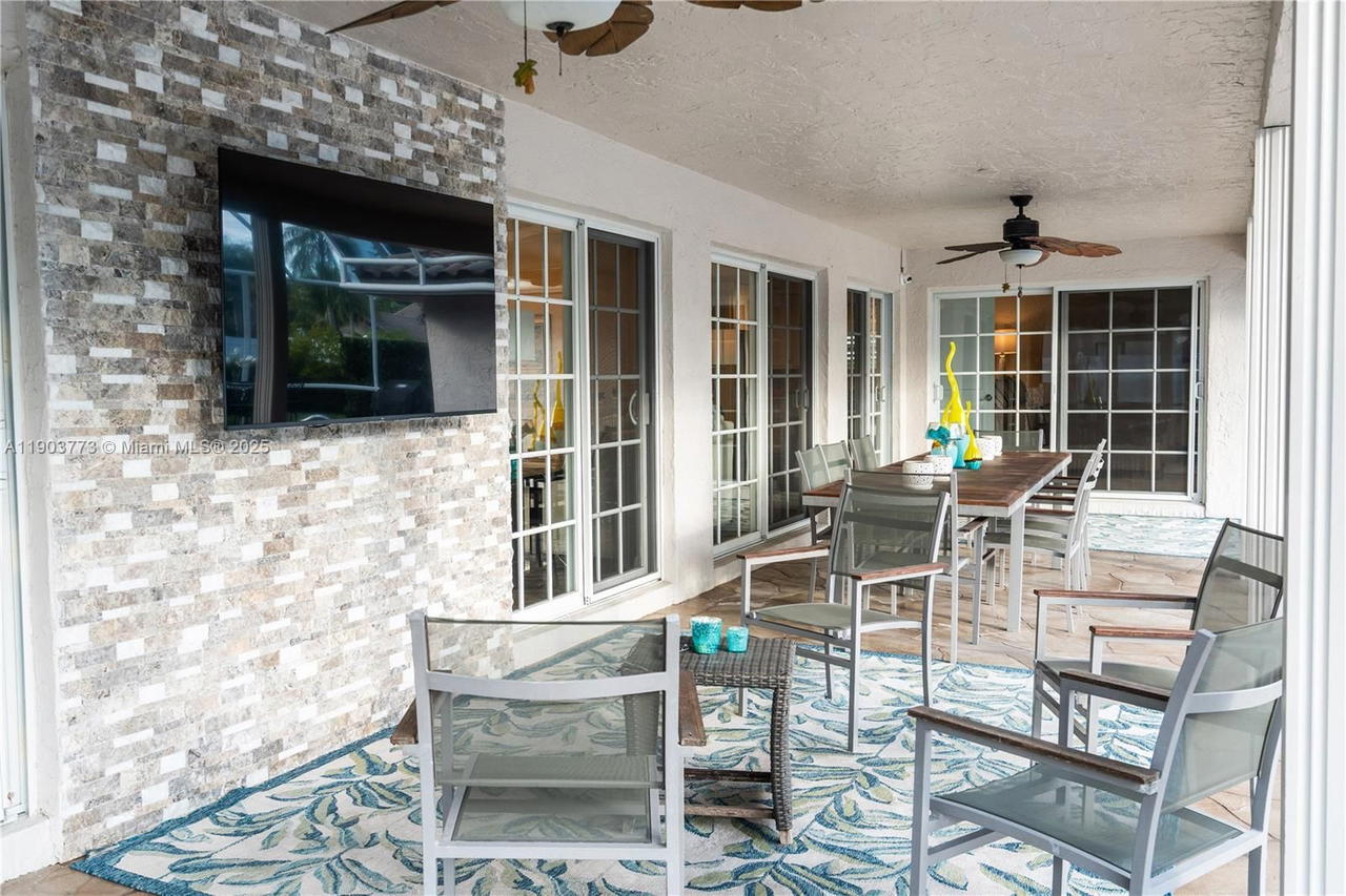 Real estate property located at 50 128th Ave, Broward, Lago Mar Colony-three, Plantation, FL
