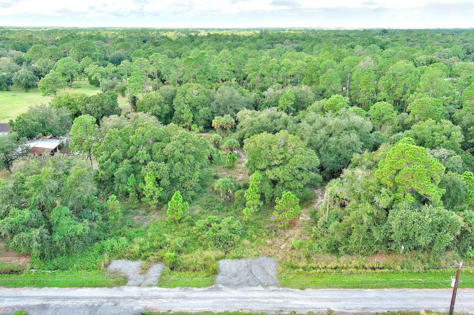 Real estate property located at 350 Olivo St, Hendry, Montura Ranch, Clewiston, FL