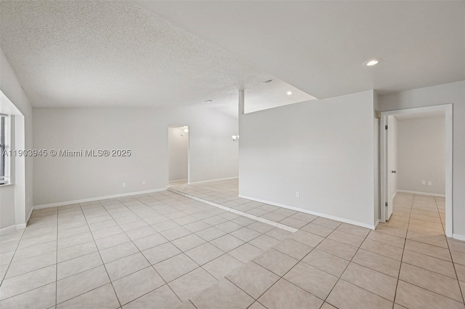 Real estate property located at 285 Volkerts Ter, St Lucie, Port St Lucie Section 13, Port St Lucie, FL