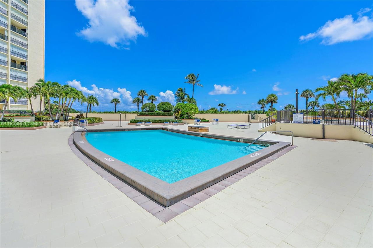 Real estate property located at 400 Ocean Trail Way #1005, Palm Beach, Ocean Trail, Jupiter, FL