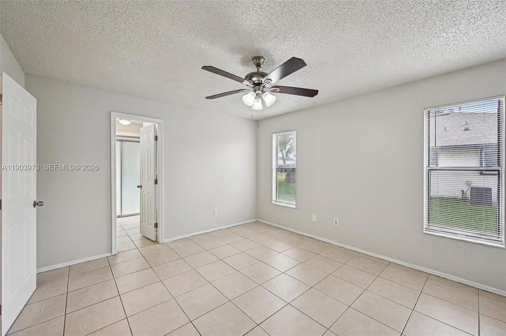 Real estate property located at 846 Cavern Ave, St Lucie, Port St Lucie Section 3, Port St Lucie, FL