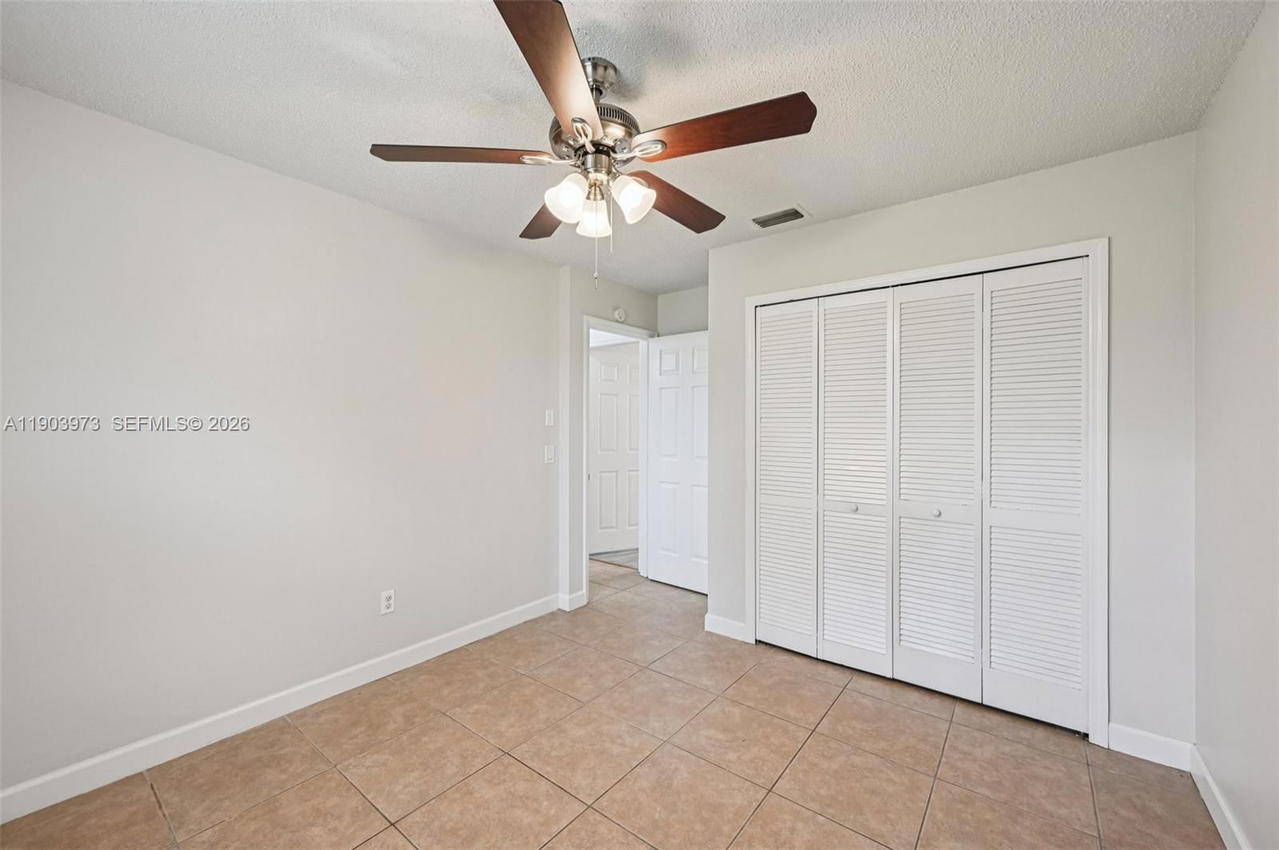 Real estate property located at 846 Cavern Ave, St Lucie, Port St Lucie Section 3, Port St Lucie, FL