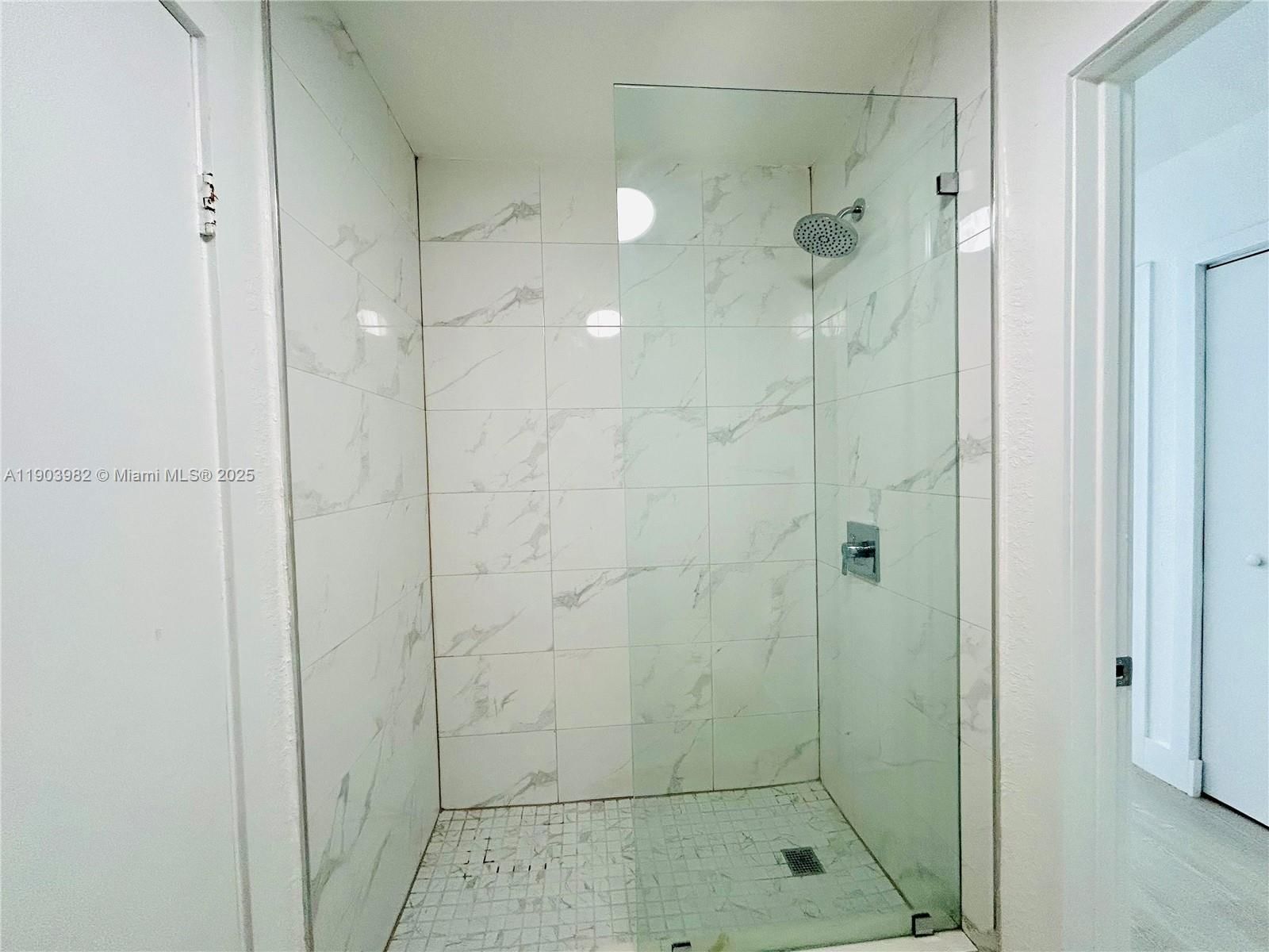 Real estate property located at 3639 11th Ave #10, Miami-dade, Westside Condo, Hialeah, FL