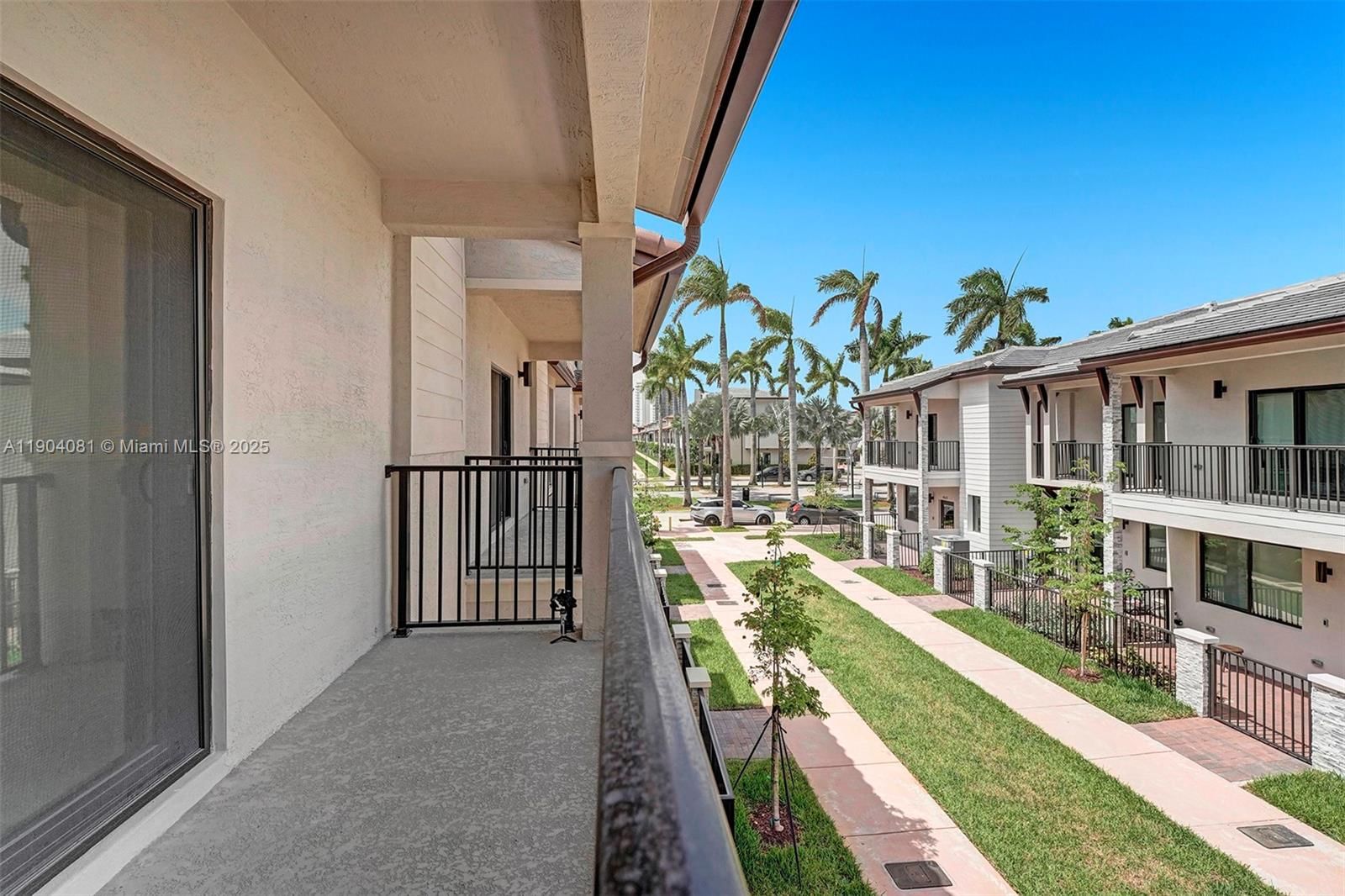 Real estate property located at 4614 83rd Path ., Miami-dade, Downtown Doral South Phas, Doral, FL
