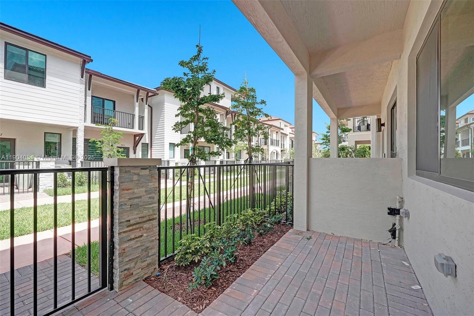 Real estate property located at 4614 83rd Path ., Miami-dade, Downtown Doral South Phas, Doral, FL