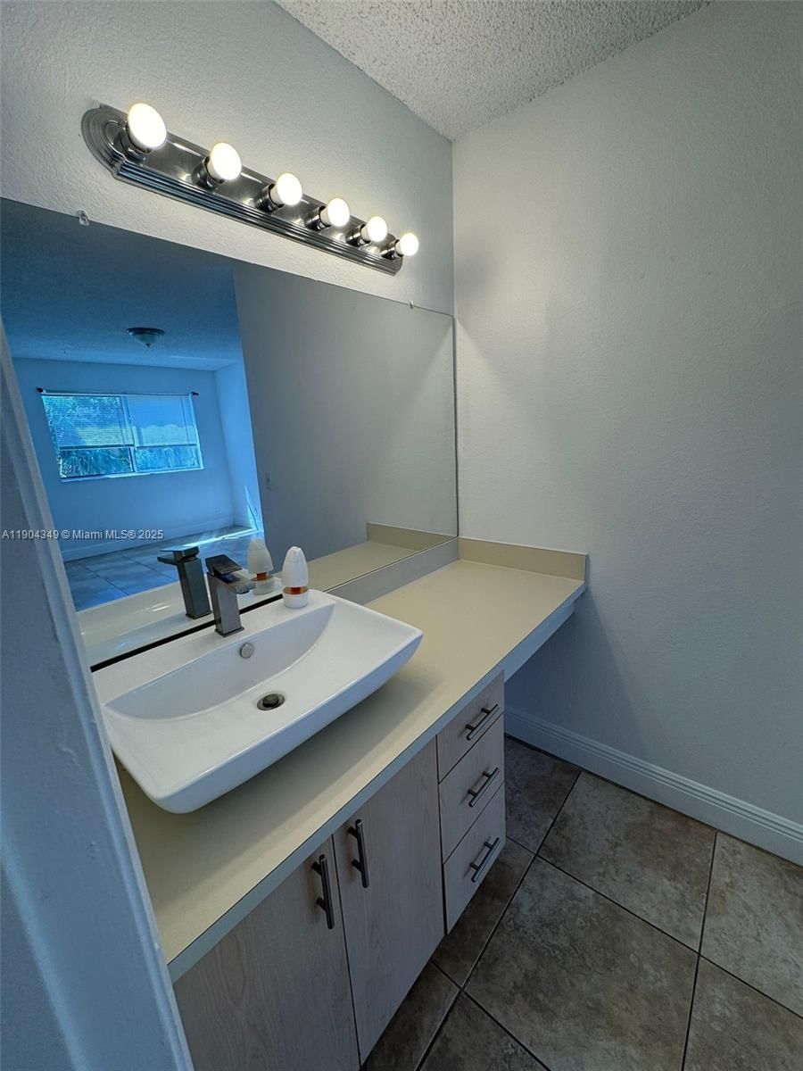 Real estate property located at , Broward, Coral Key Condo, Margate, FL