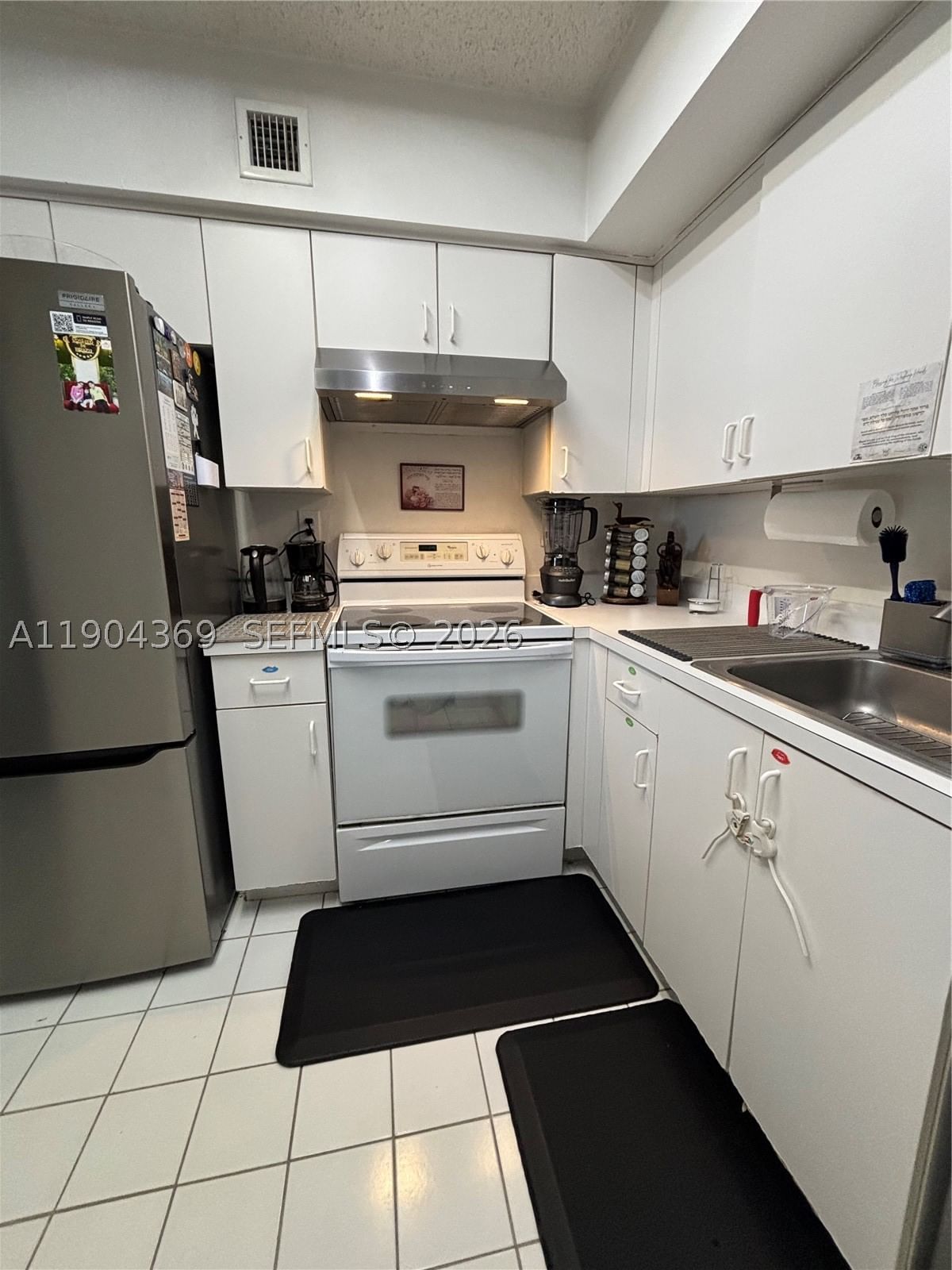 Real estate property located at 3300 191st St #1403, Miami-dade, Parc Central Aventura Sou, Aventura, FL