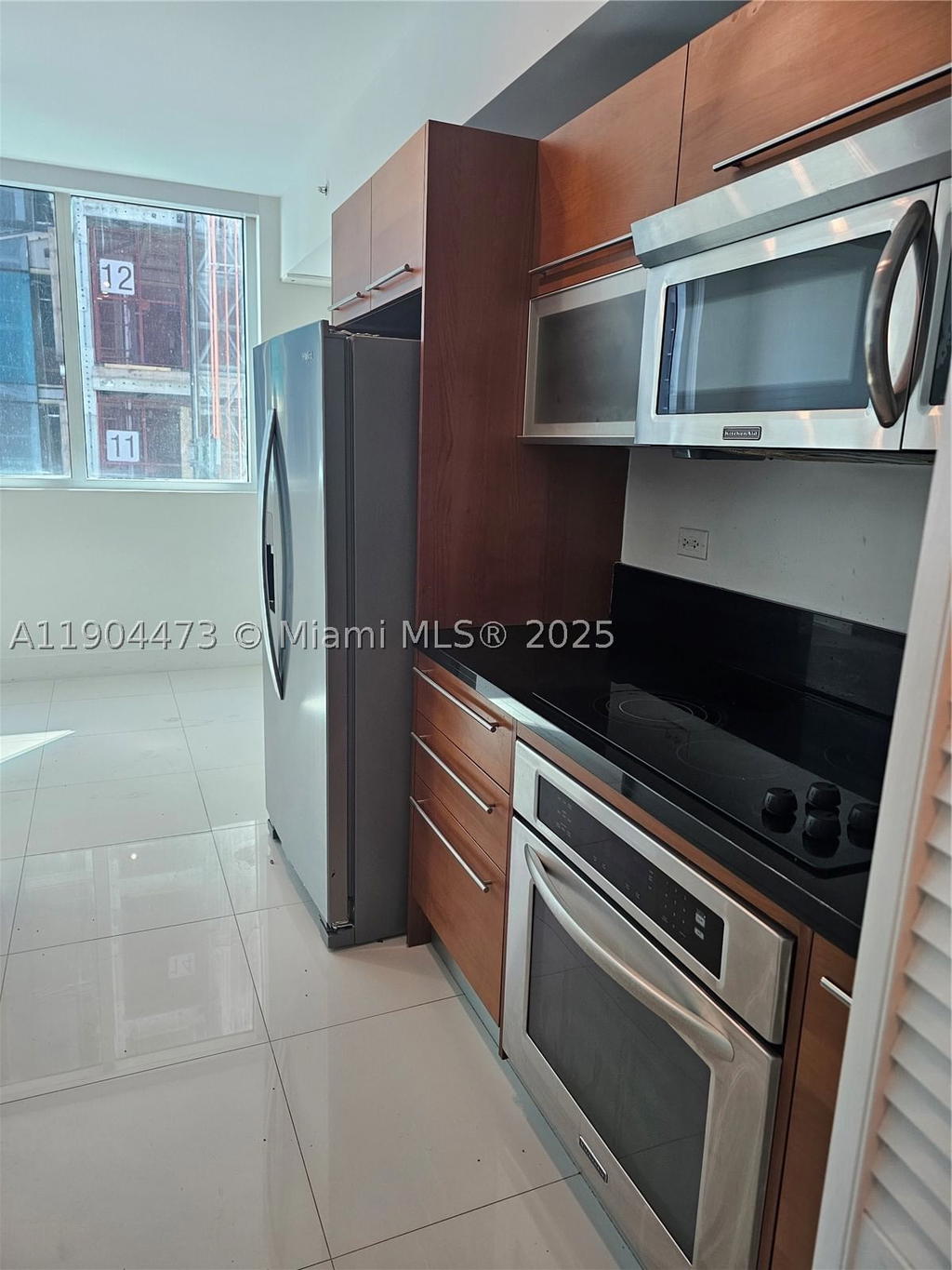 Real estate property located at 244 Biscayne Blvd #908, Miami-dade, Vizcayne North Condo, Miami, FL