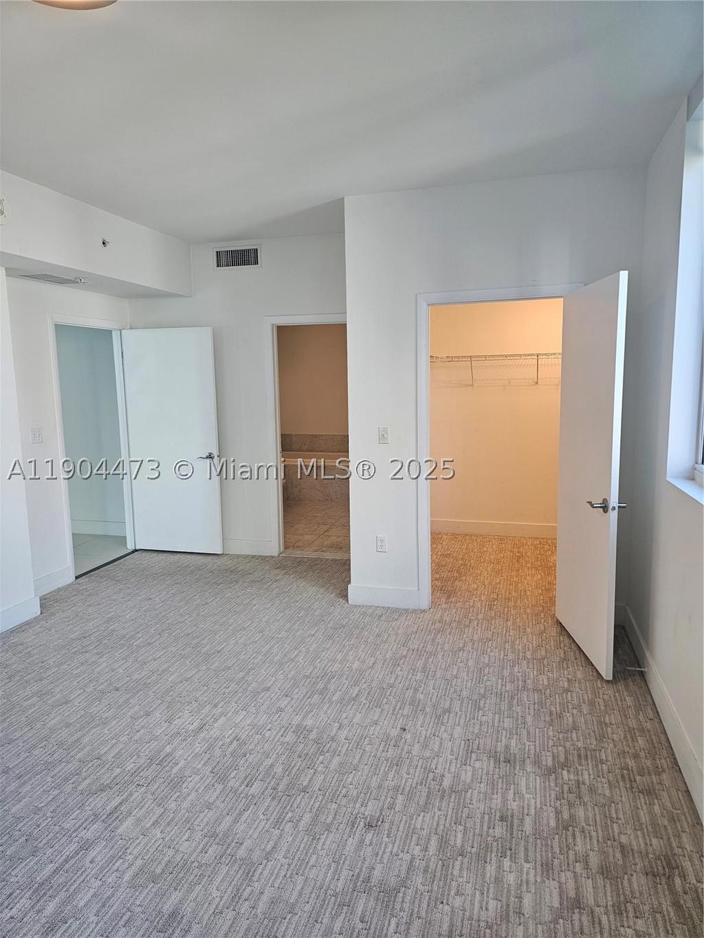 Real estate property located at 244 Biscayne Blvd #908, Miami-dade, Vizcayne North Condo, Miami, FL