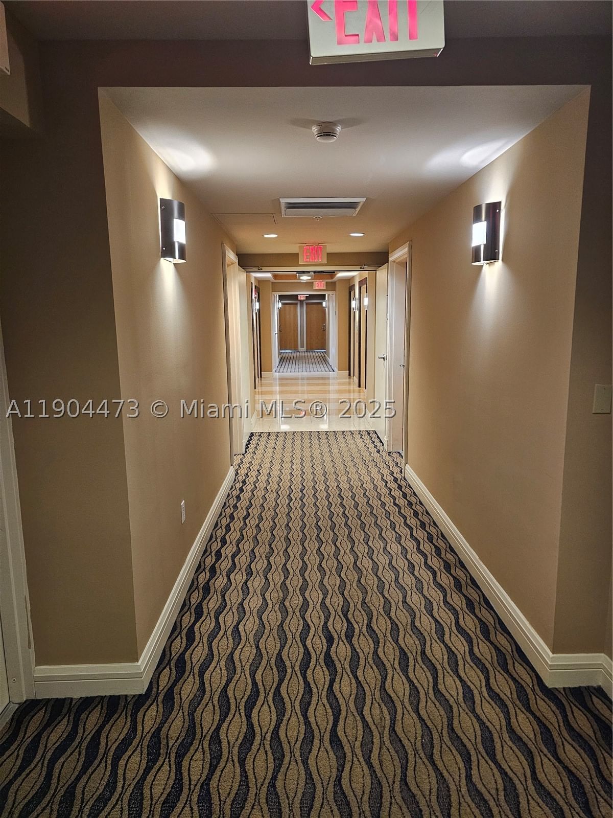 Real estate property located at 244 Biscayne Blvd #908, Miami-dade, Vizcayne North Condo, Miami, FL