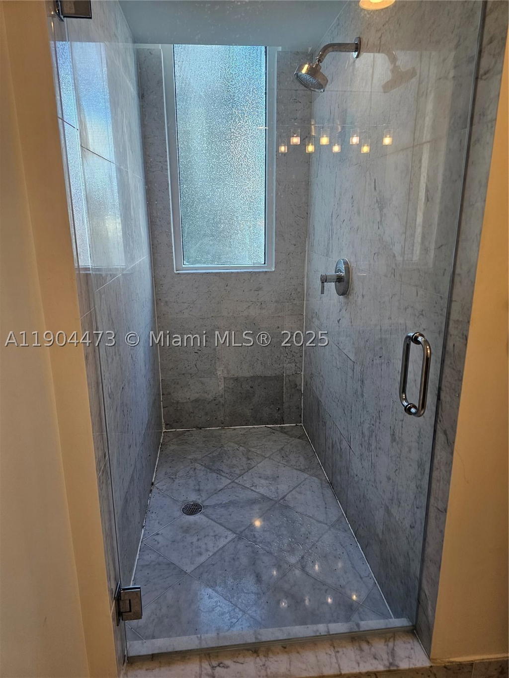 Real estate property located at 244 Biscayne Blvd #908, Miami-dade, Vizcayne North Condo, Miami, FL