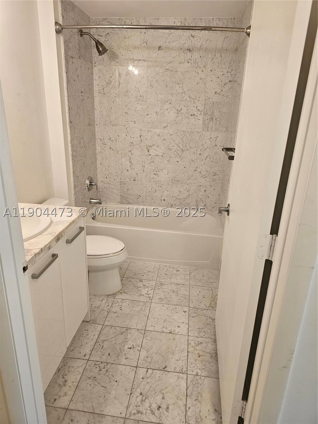 Real estate property located at 244 Biscayne Blvd #908, Miami-dade, Vizcayne North Condo, Miami, FL