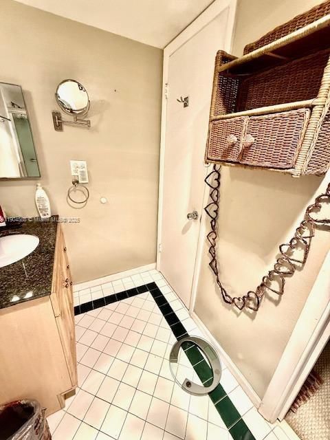Real estate property located at 900 River Reach Dr #502, Broward, River Reach Condominium I, Fort Lauderdale, FL
