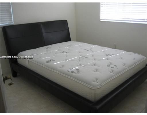 Real estate property located at 7838 109th PATH, Miami-dade, Islands At Doral 1st Addn, Doral, FL