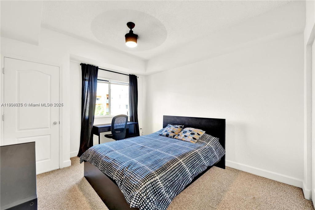 Real estate property located at 6001 70th St #542, Miami-dade, Valencia Condo, South Miami, FL