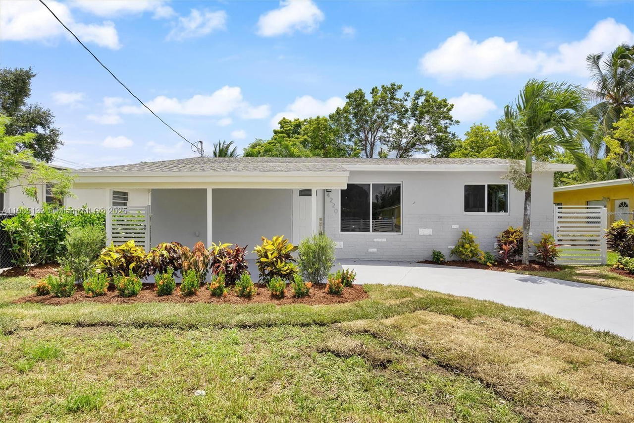 Real estate property located at 4220 21st St, Broward, Carver Ranches, West Park, FL