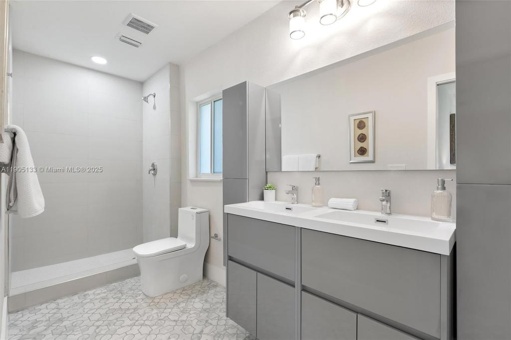 Real estate property located at 4220 21st St, Broward, Carver Ranches, West Park, FL