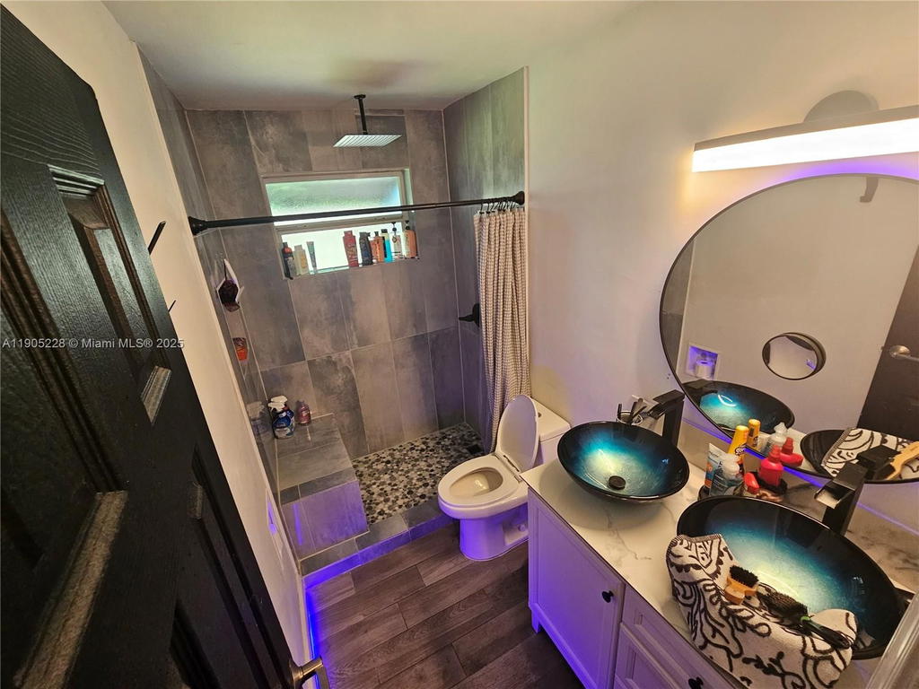 Real estate property located at 8427 26th St, Broward, Sunrise Golf Village Sec, Sunrise, FL