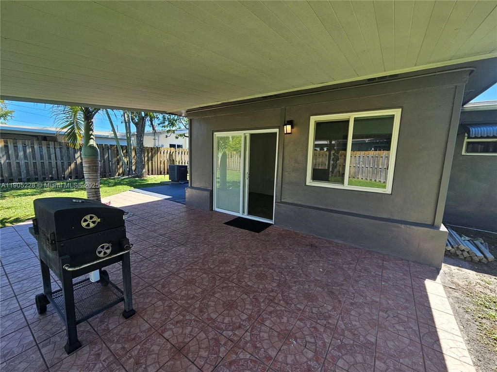 Real estate property located at 8427 26th St, Broward, Sunrise Golf Village Sec, Sunrise, FL