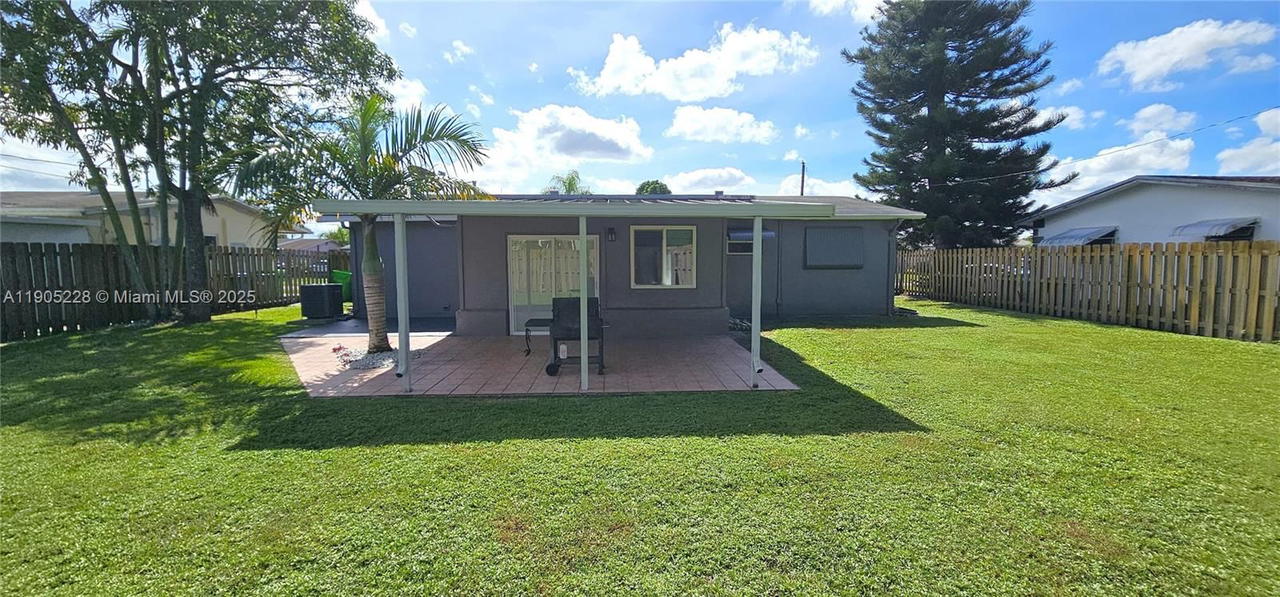 Real estate property located at 8427 26th St, Broward, Sunrise Golf Village Sec, Sunrise, FL