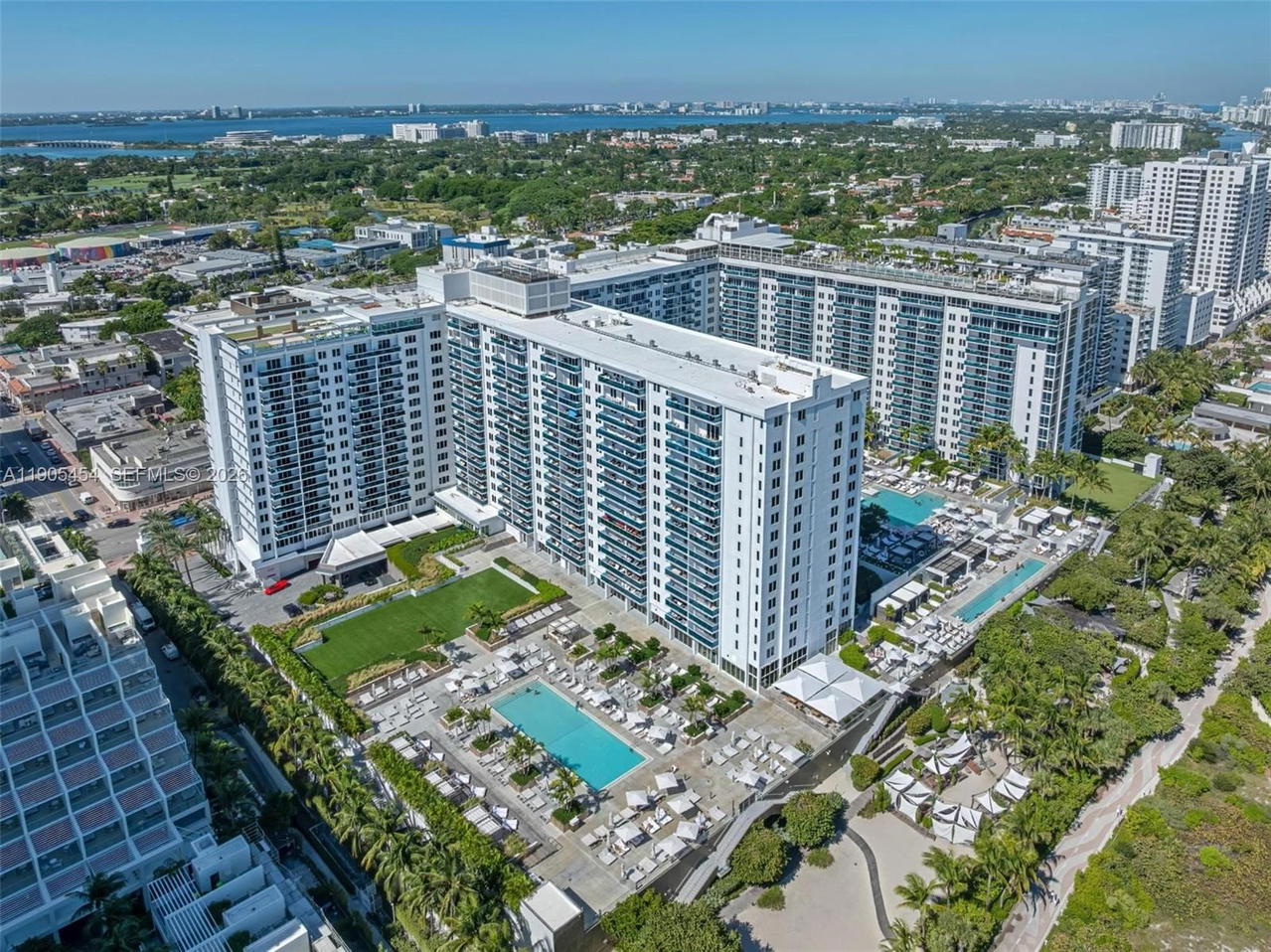 Real estate property located at 2301 Collins Ave #1414/1415, Miami-dade, Roney Palace Condo, Miami Beach, FL