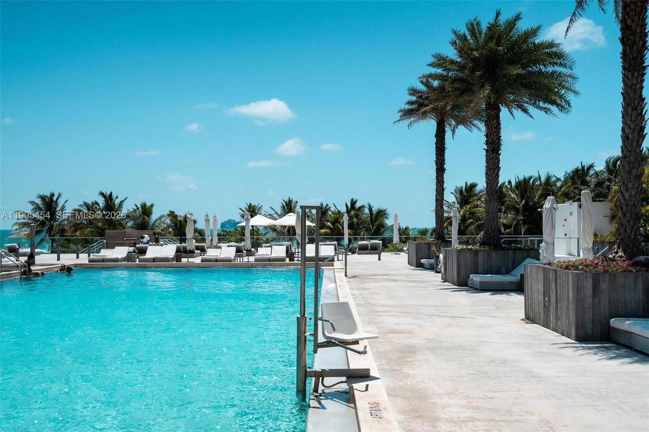 Real estate property located at 2301 Collins Ave #1414/1415, Miami-dade, Roney Palace Condo, Miami Beach, FL